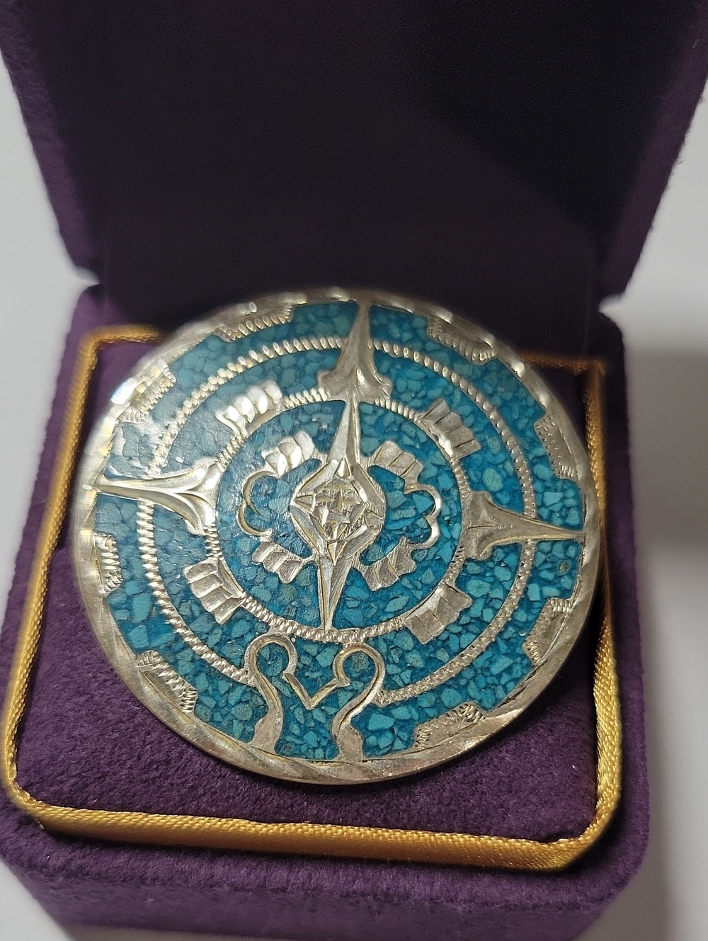 Vintage Turquoise Inlay Round Accessory Pin